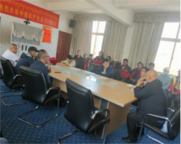 简报第3期高争股份防汛抗洪744.JPG